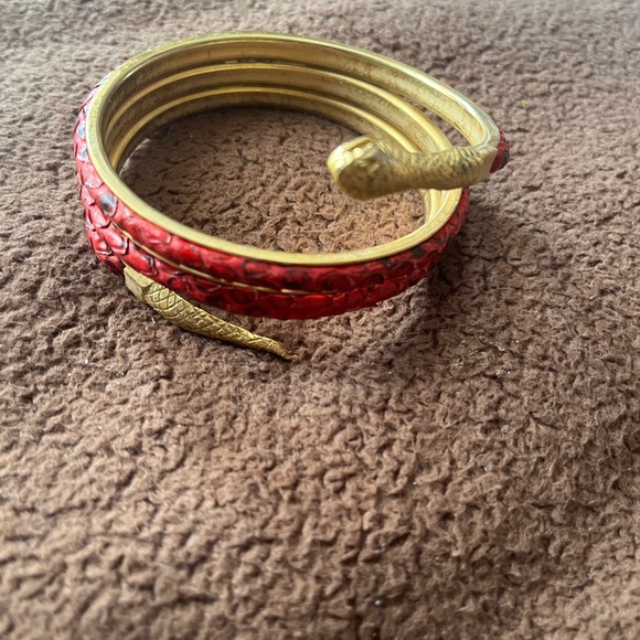 Serpent Embrace Red Python bracelet - Picture 2 of 2